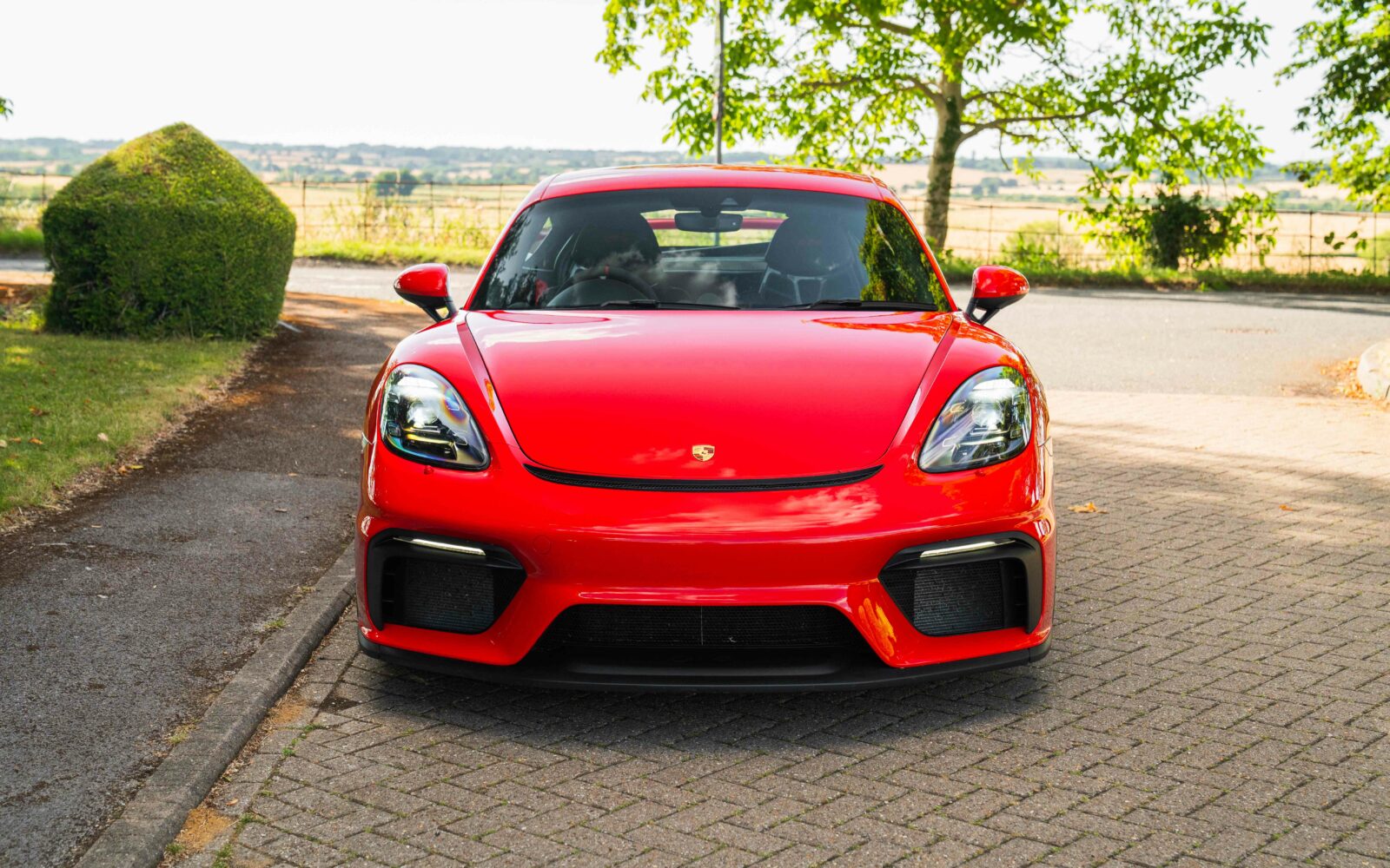 718 GT4  1
