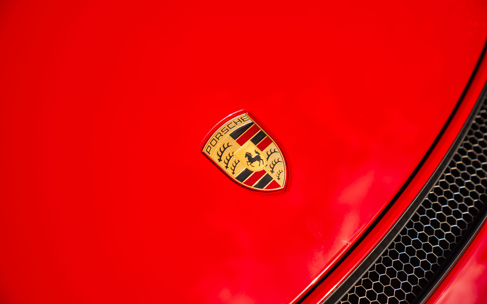 718 GT4 – VN23GWM 13