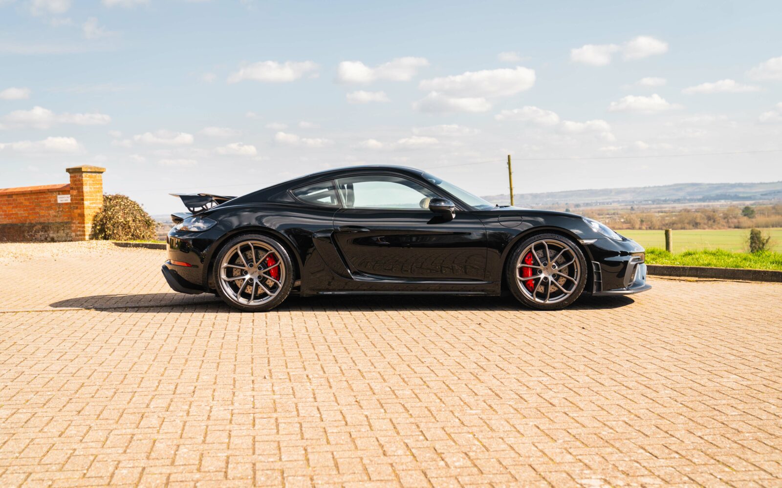 718 GT4 – black 29