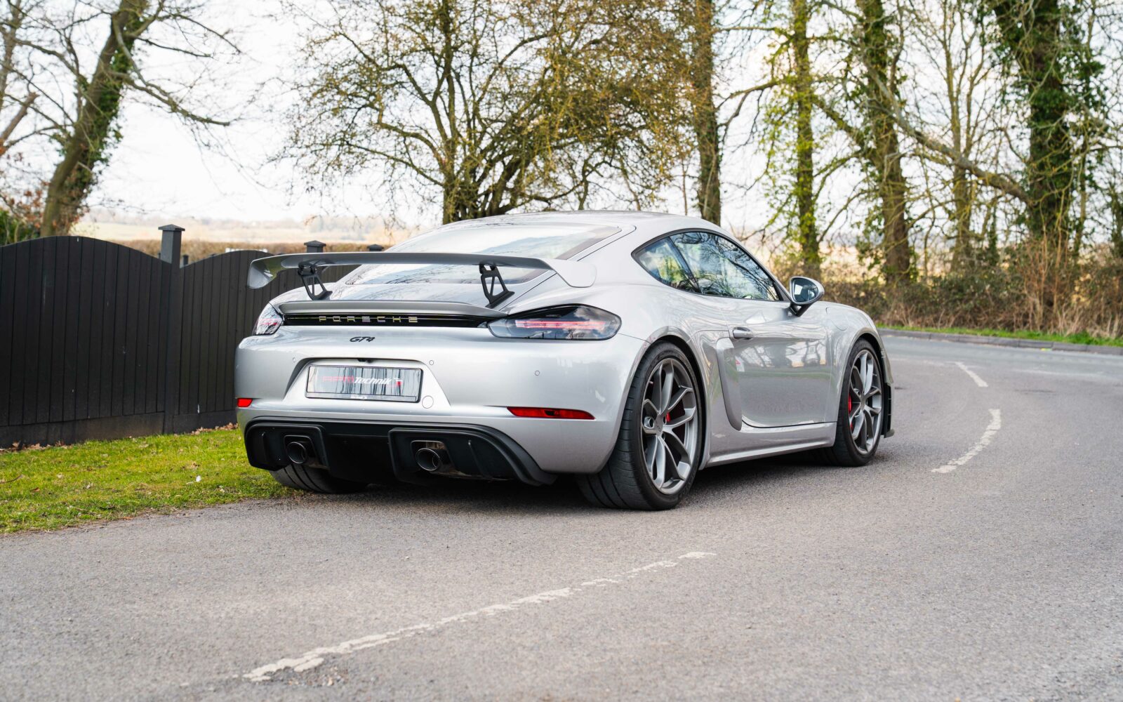 718 GT4 – silver 2