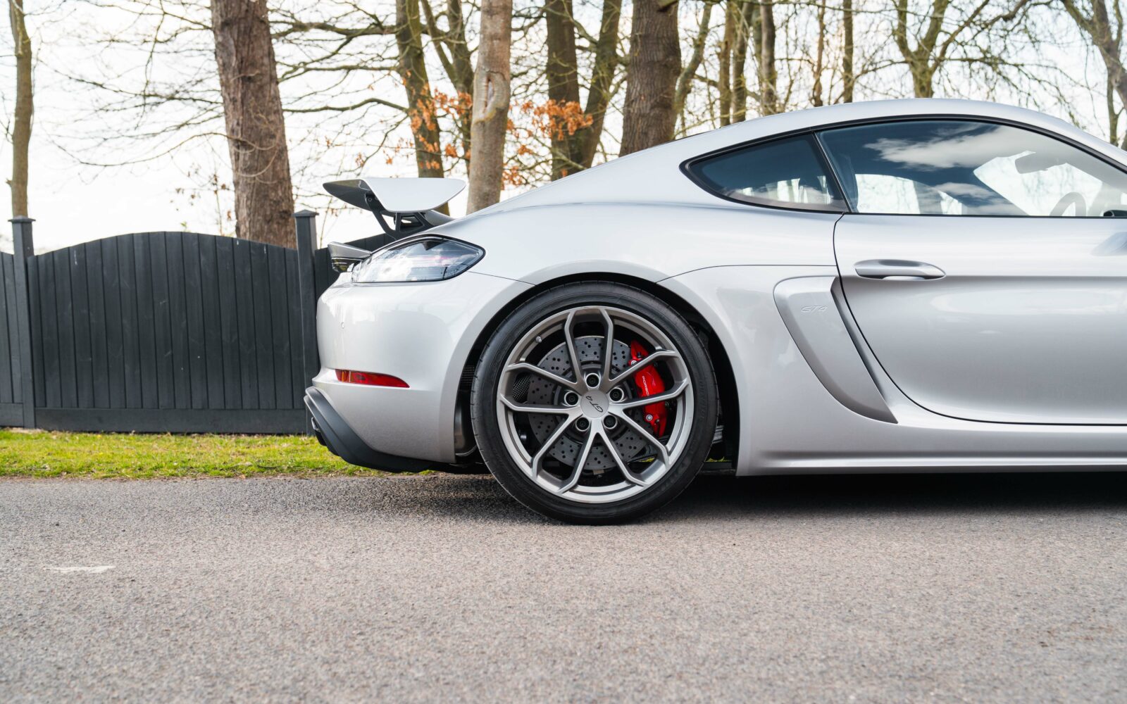 718 GT4 – silver 6