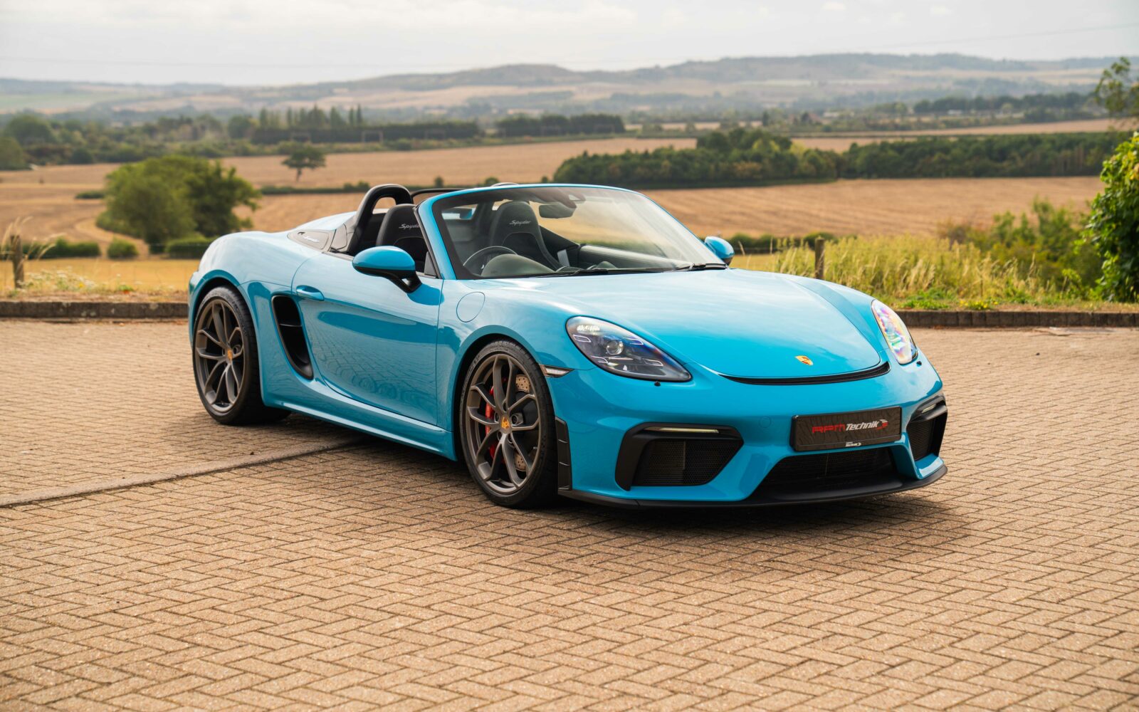 718 Spyder 42