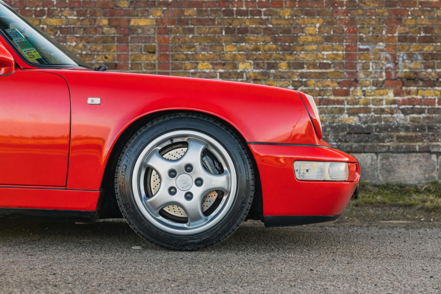 964 RS 9