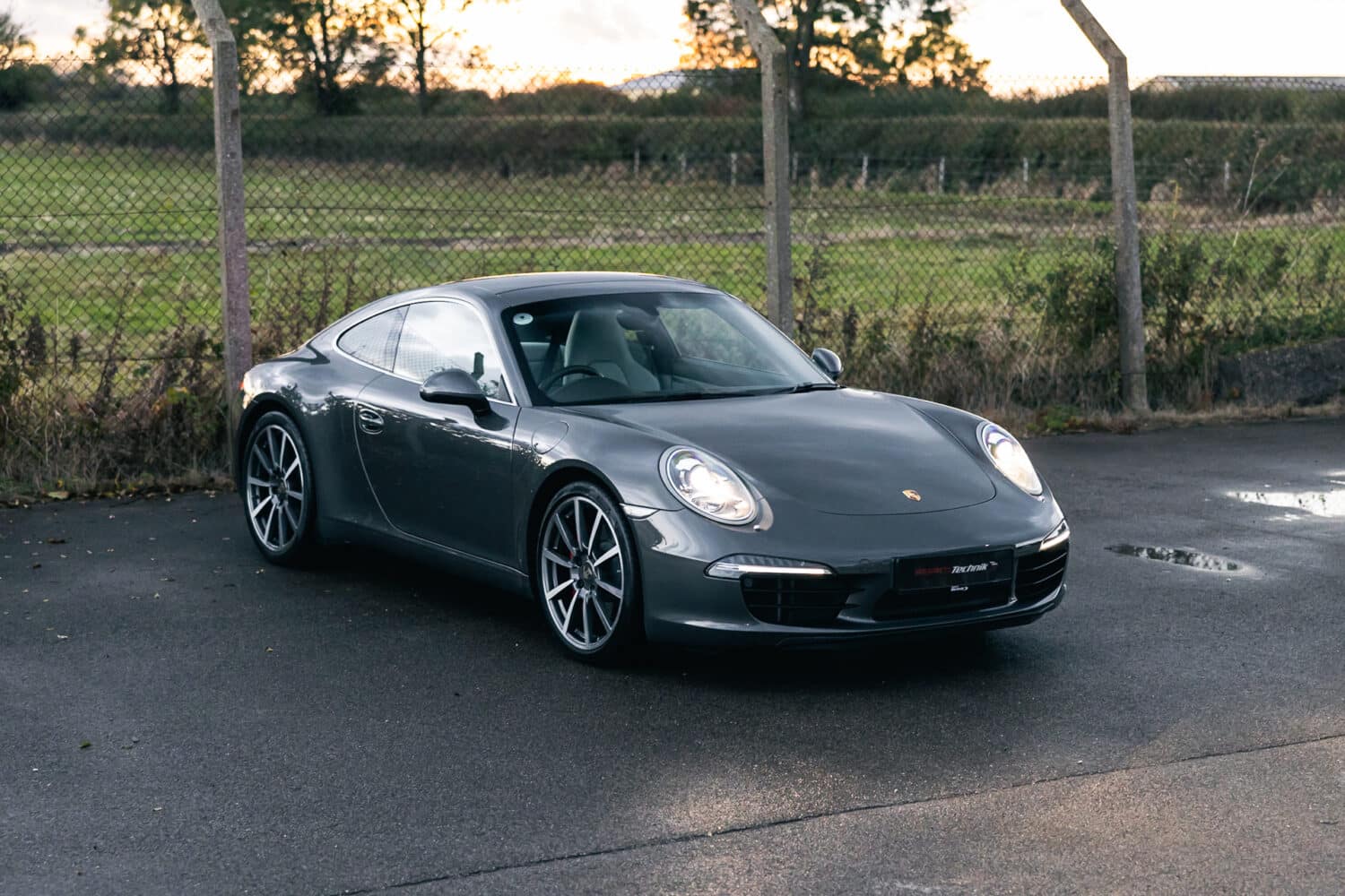 991 Carrera S-46