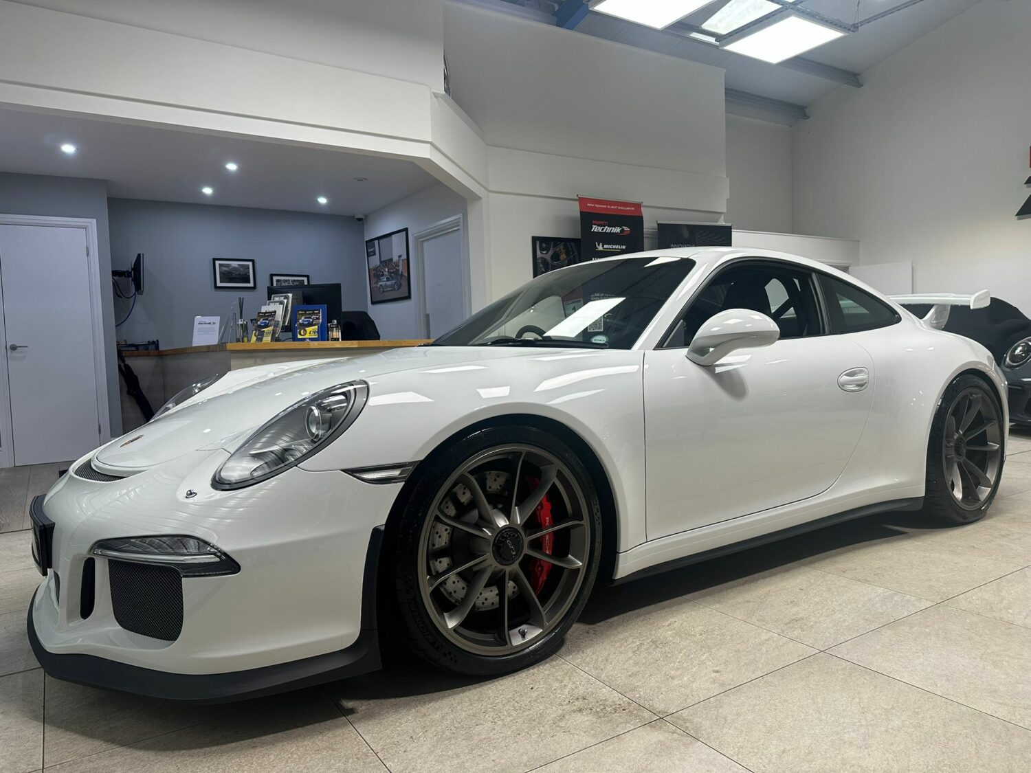 991.1 GT3 4