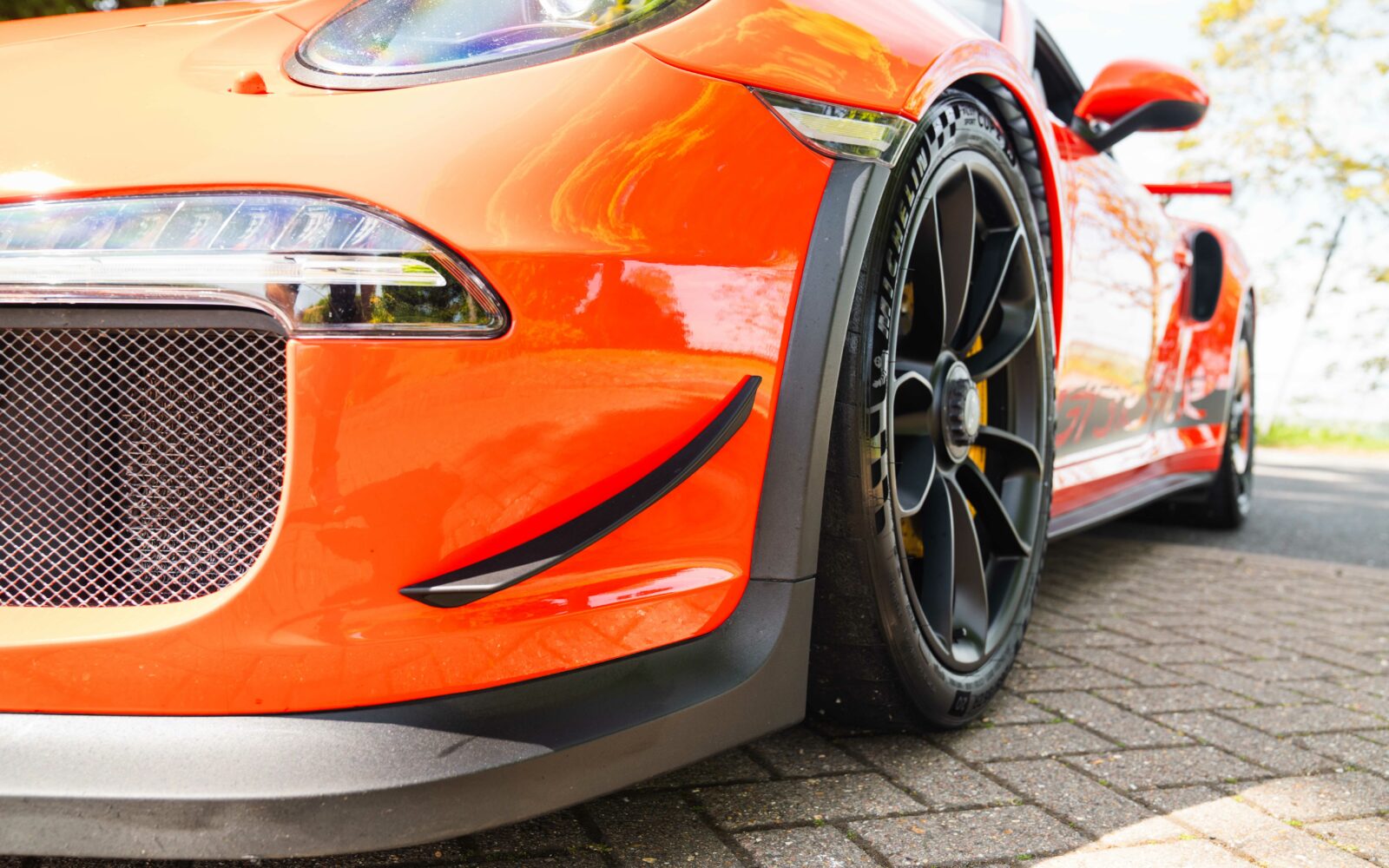 991.1 RS MR Build 16