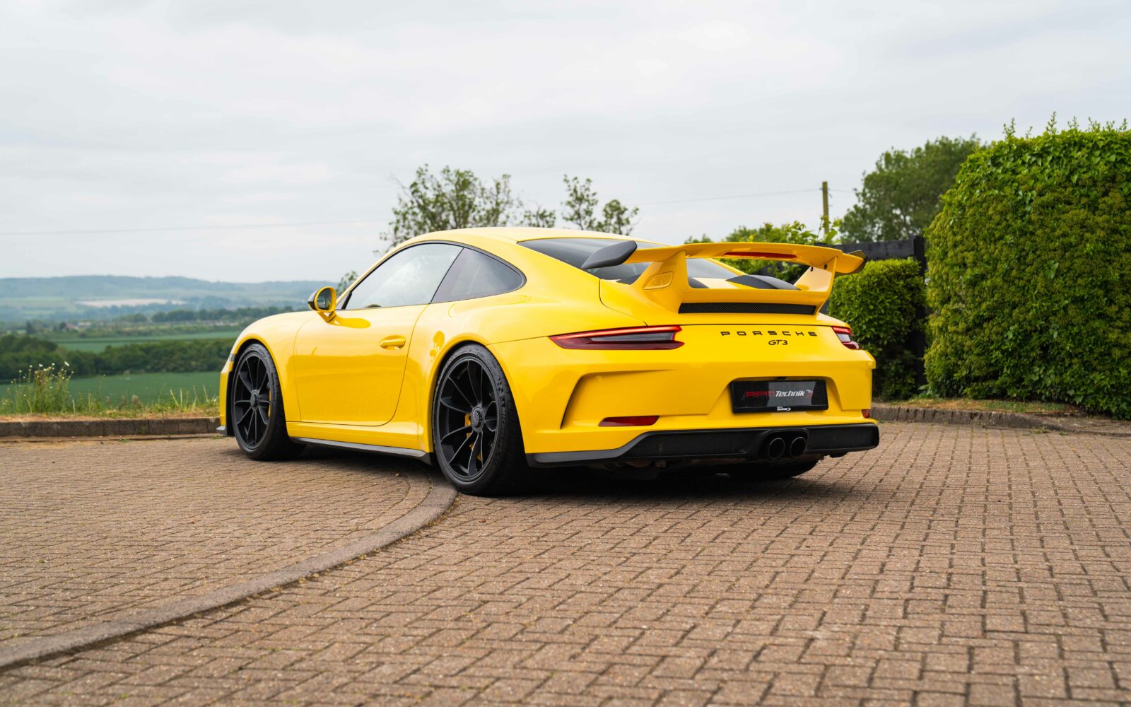 991.2 GT3 – Yellow 18