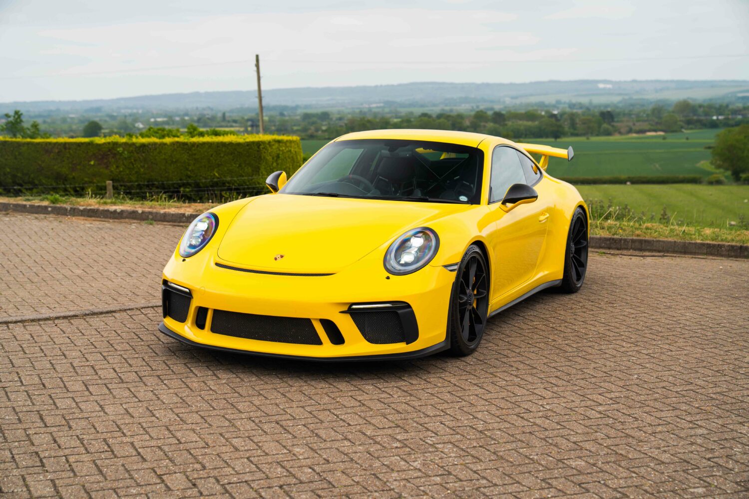 991.2 GT3 – Yellow-2