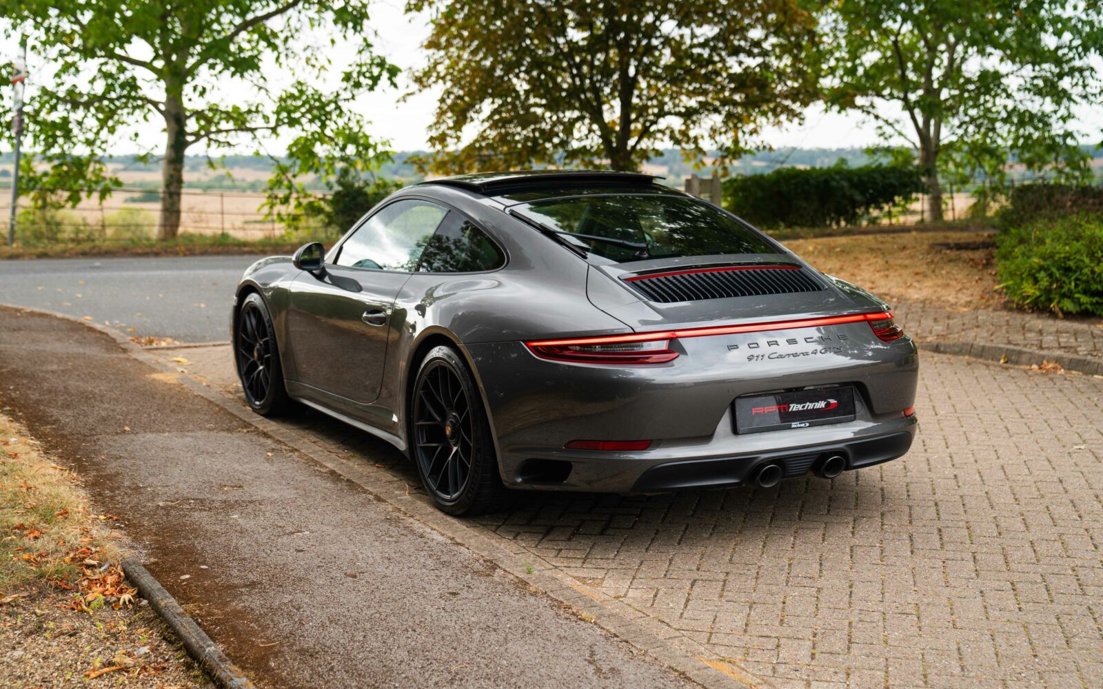 991.2 GTS4 26