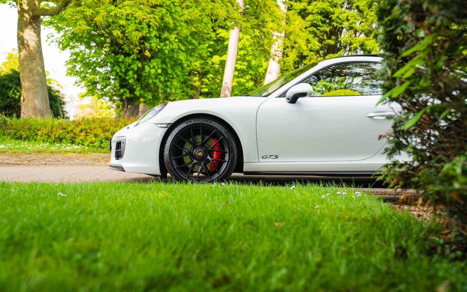 991.2 GTS4 – N88OSY 14