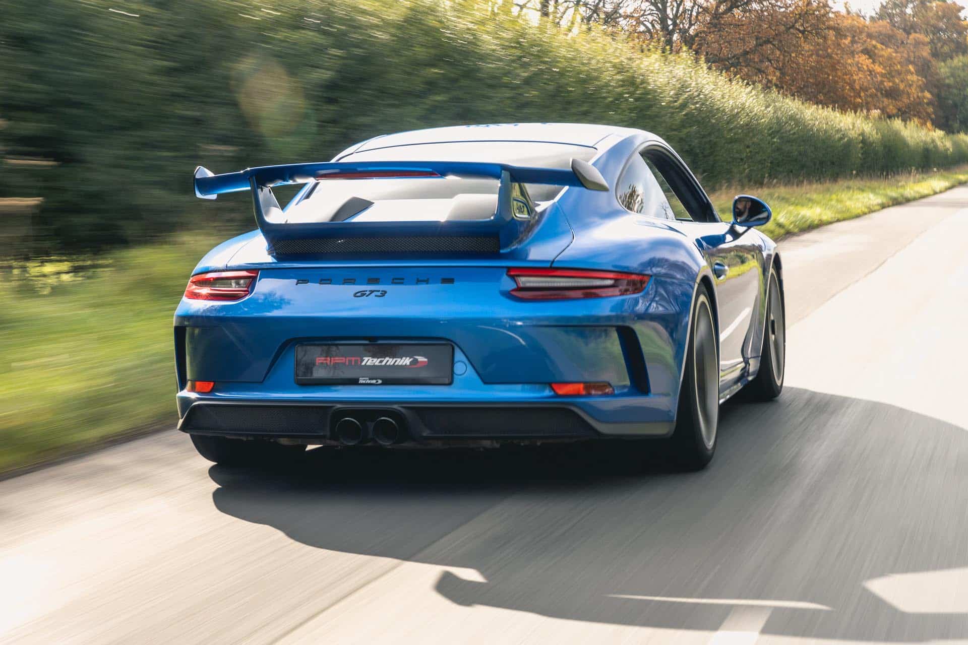 991.2 gt3 driving