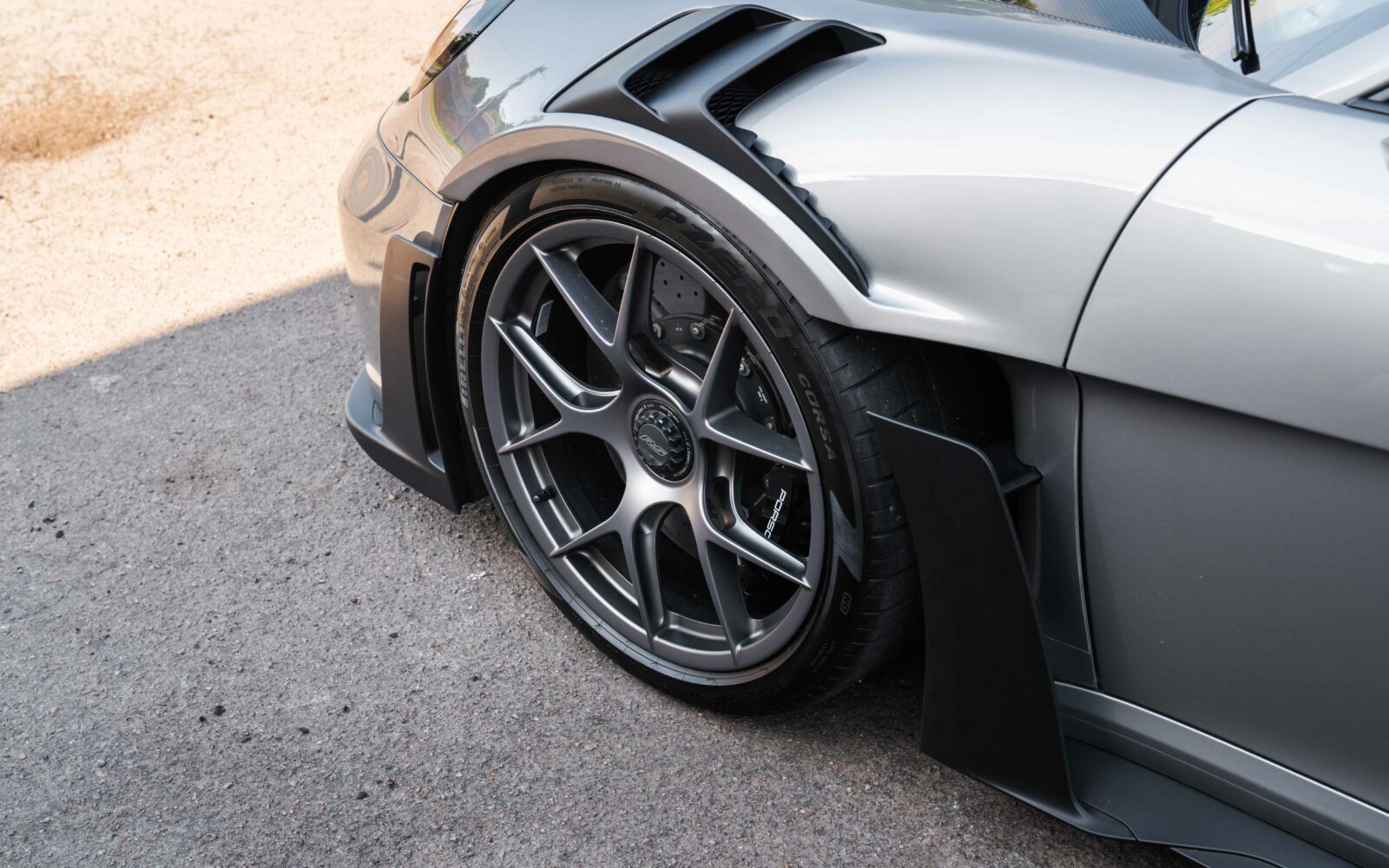 992 GT3RS – GT Silver 12