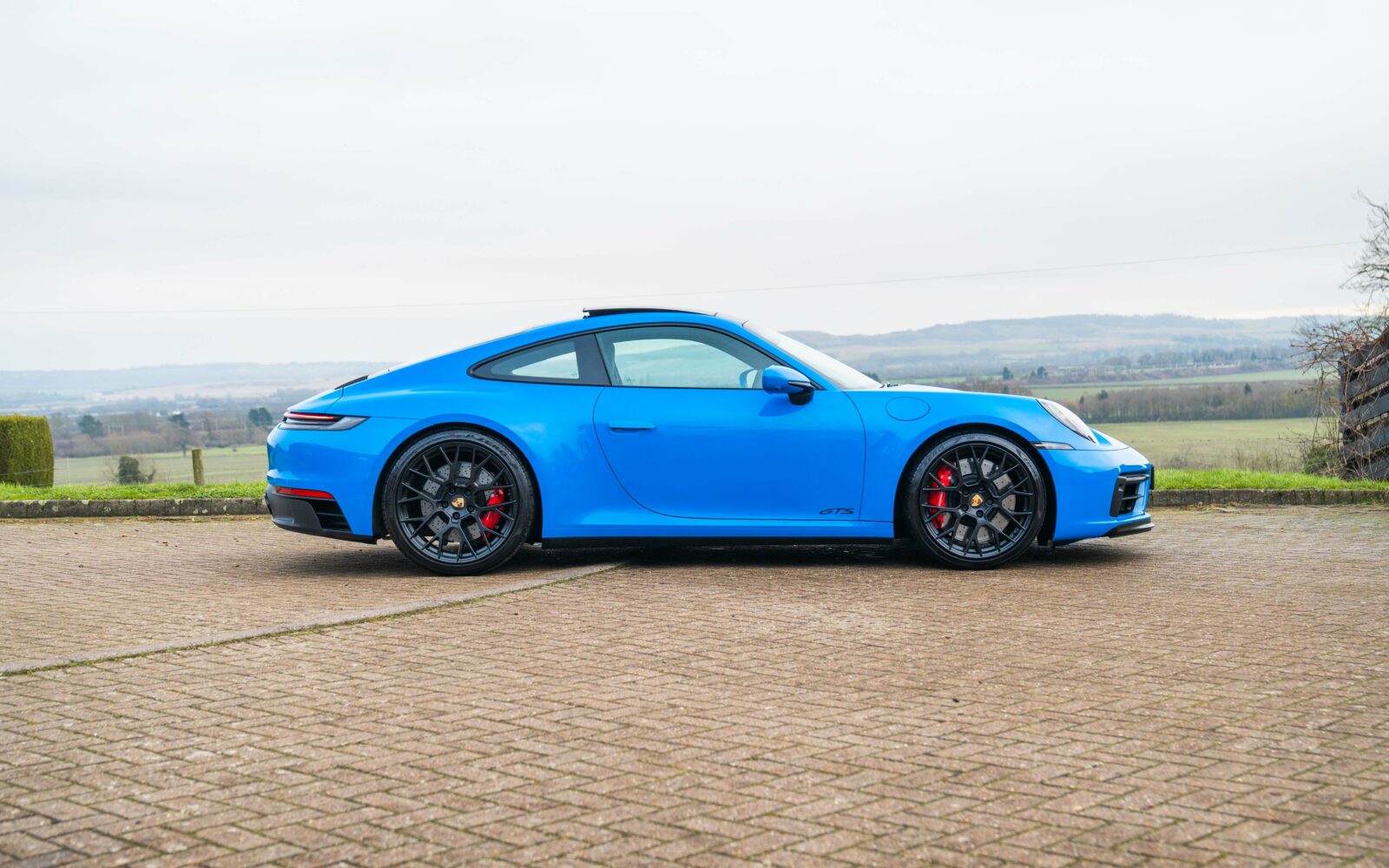 992 GTS (Shark) – WX23YUB 38