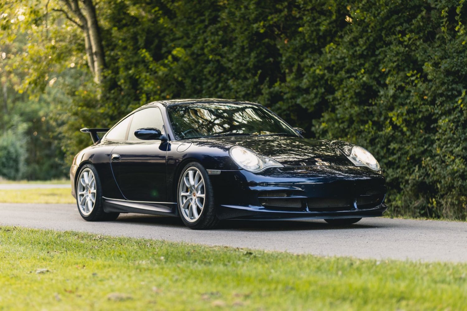 996.2 gt3 clubsport parked