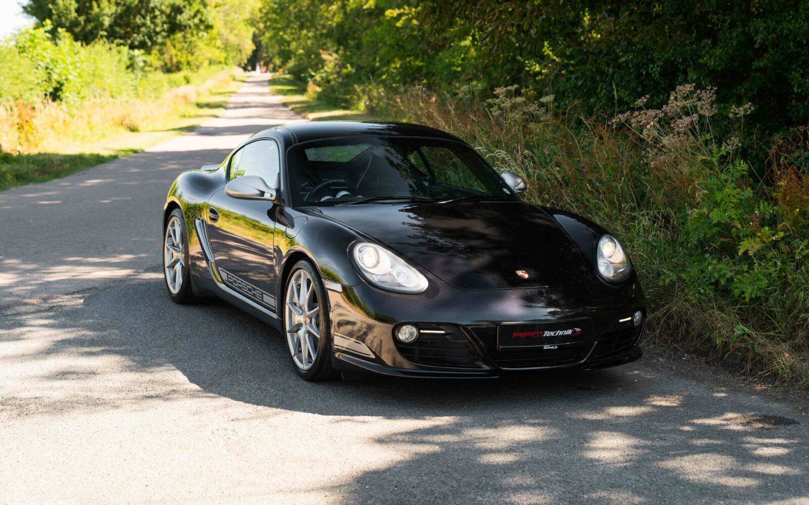 Cayman R 9
