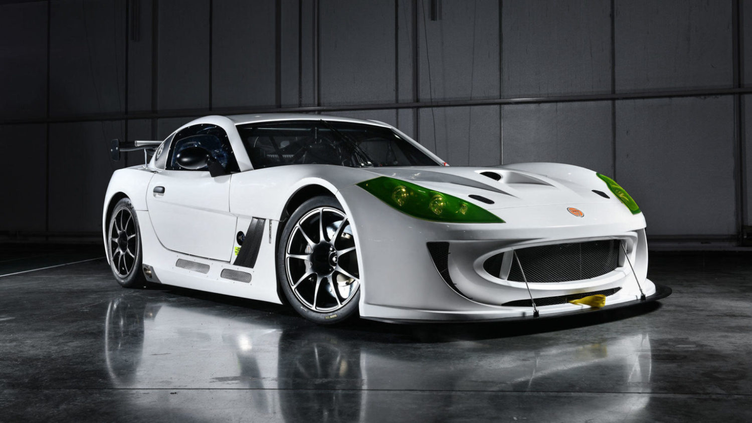 GT4-front-three-quarter