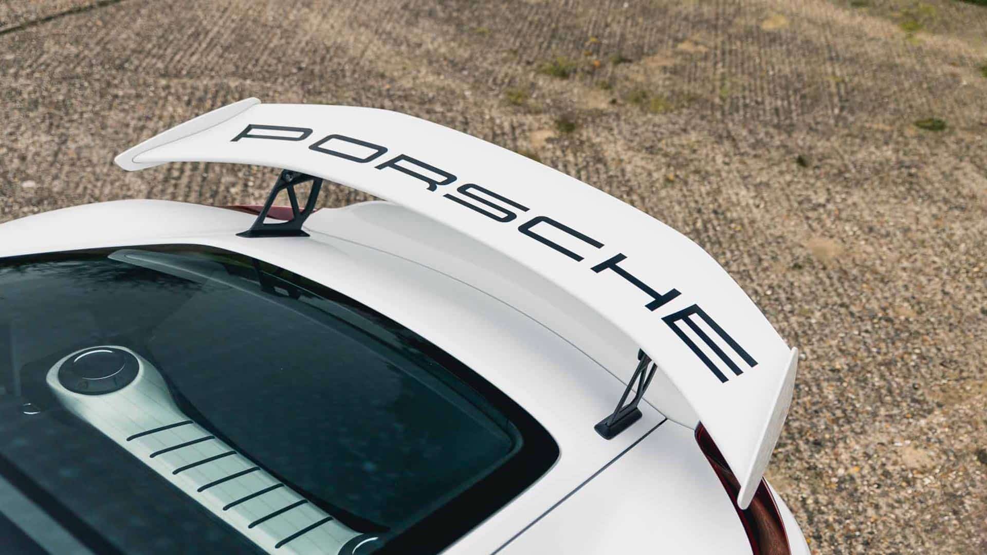White-Cayman-GT4-15