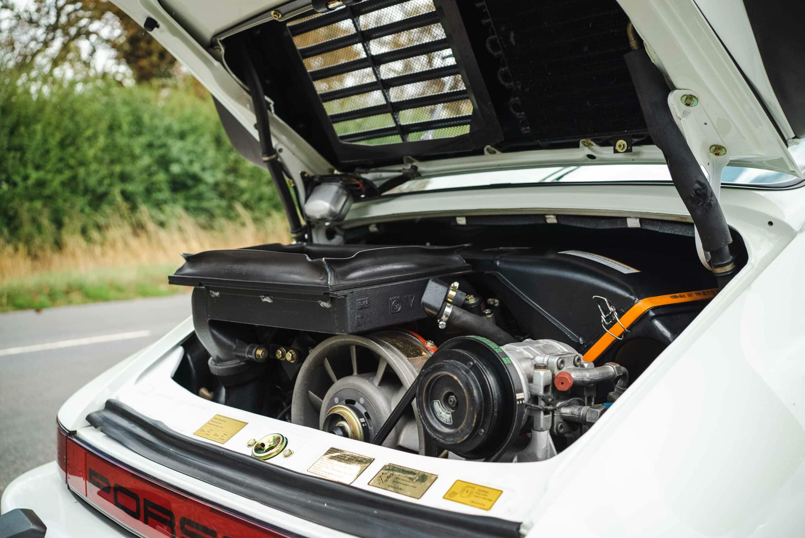 911 engine bay