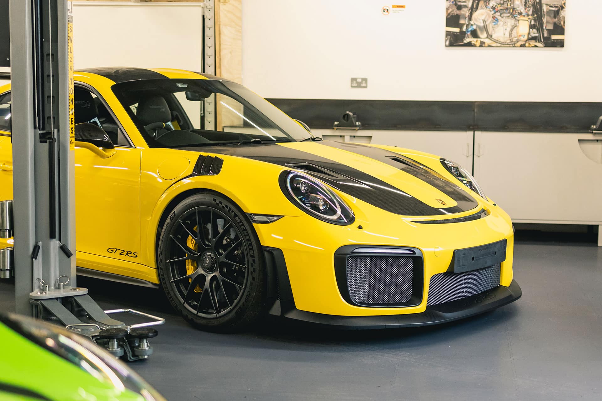 manthey-racing-gt2rs-12